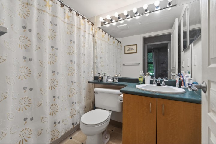 Photo 22 at 208 - 5288 Melbourne Street, Collingwood VE, Vancouver East