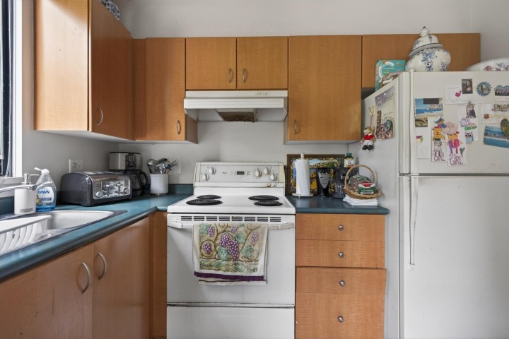 Photo 9 at 208 - 5288 Melbourne Street, Collingwood VE, Vancouver East
