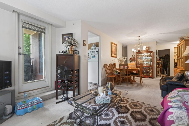 Photo 14 at 208 - 5288 Melbourne Street, Collingwood VE, Vancouver East