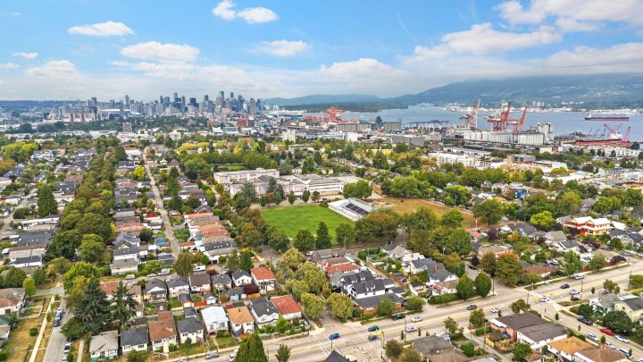 Photo 36 at 2369 Adanac Street, Hastings, Vancouver East