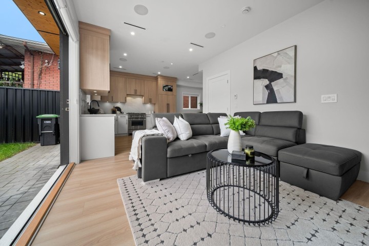 Photo 4 at 2369 Adanac Street, Hastings, Vancouver East