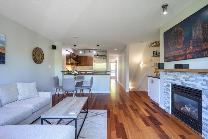 Photo 5 at 220 - 676 W 6th Avenue, Fairview VW, Vancouver West