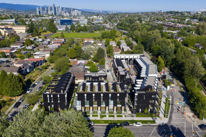 Photo 16 at 151 - 2451 N Grandview Highway, Renfrew Heights, Vancouver East