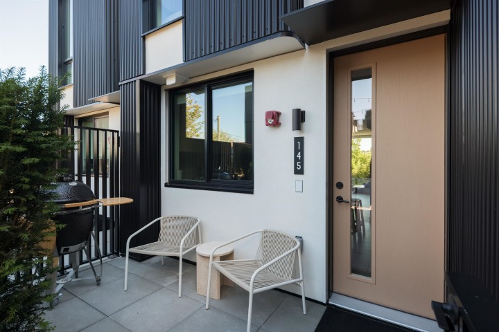 Photo 3 at 151 - 2451 N Grandview Highway, Renfrew Heights, Vancouver East