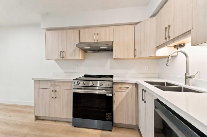 Photo 26 at 301 - 2928 Commercial Drive, Grandview Woodland, Vancouver East