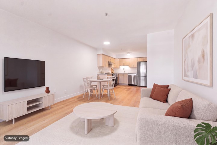 Photo 3 at 301 - 2928 Commercial Drive, Grandview Woodland, Vancouver East