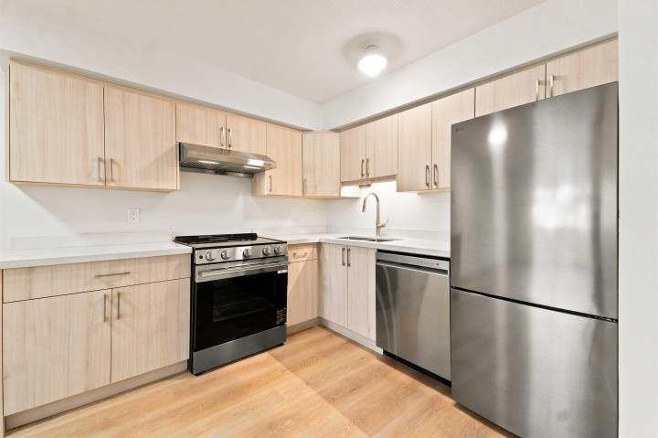 Photo 25 at 301 - 2928 Commercial Drive, Grandview Woodland, Vancouver East