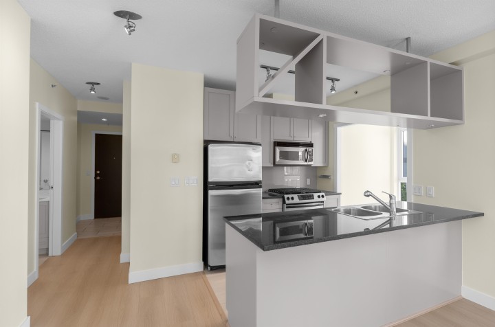 Photo 6 at 802 - 1001 Homer Street, Yaletown, Vancouver West