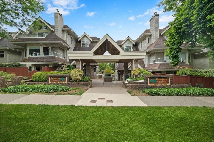 Photo 1 at 211 - 3628 Rae Avenue, Collingwood VE, Vancouver East
