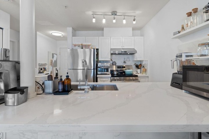 Photo 4 at 211 - 3628 Rae Avenue, Collingwood VE, Vancouver East
