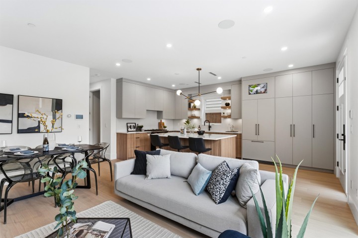 Photo 7 at 1 - 2258 Napier Street, Grandview Woodland, Vancouver East