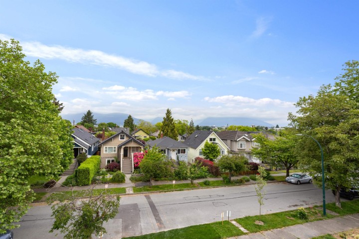 Photo 24 at 1 - 2258 Napier Street, Grandview Woodland, Vancouver East