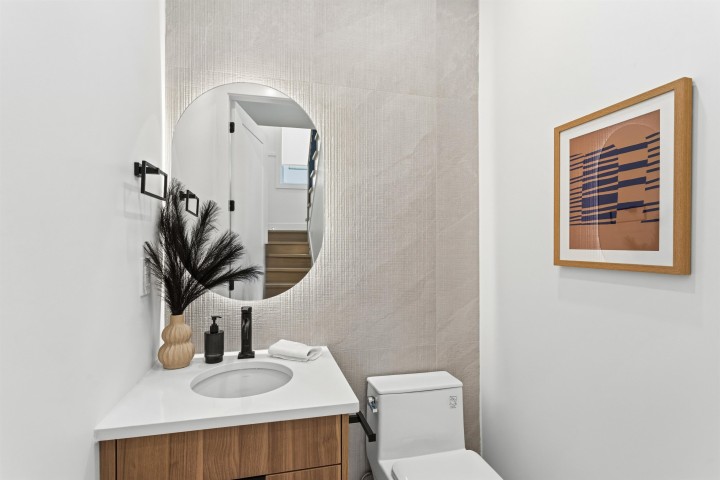 Photo 11 at 1 - 2258 Napier Street, Grandview Woodland, Vancouver East