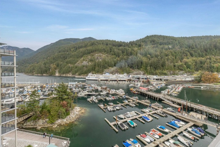 Photo 2 at 706 - 6707 Nelson Avenue, Horseshoe Bay WV, West Vancouver
