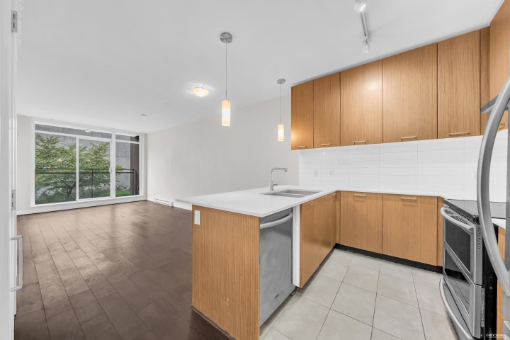 Photo 3 at 208 - 2321 Scotia Street, Mount Pleasant VE, Vancouver East