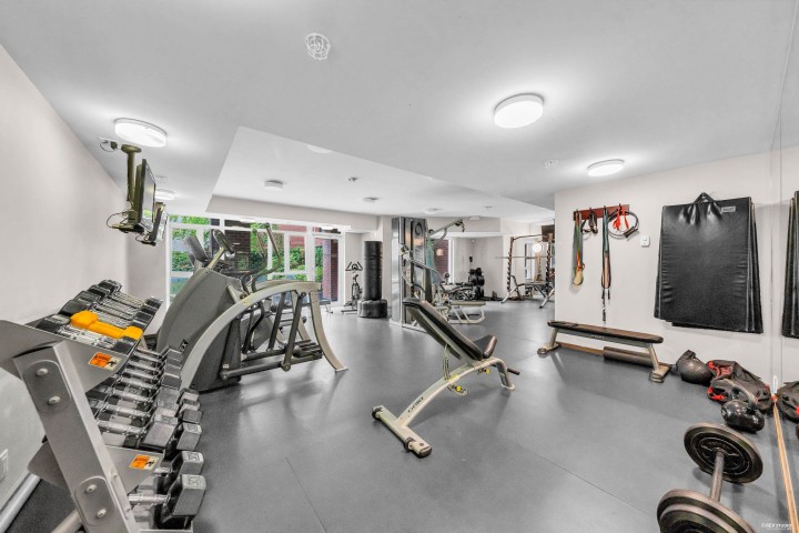 Photo 32 at 208 - 2321 Scotia Street, Mount Pleasant VE, Vancouver East