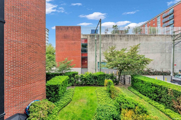 Photo 30 at 208 - 2321 Scotia Street, Mount Pleasant VE, Vancouver East