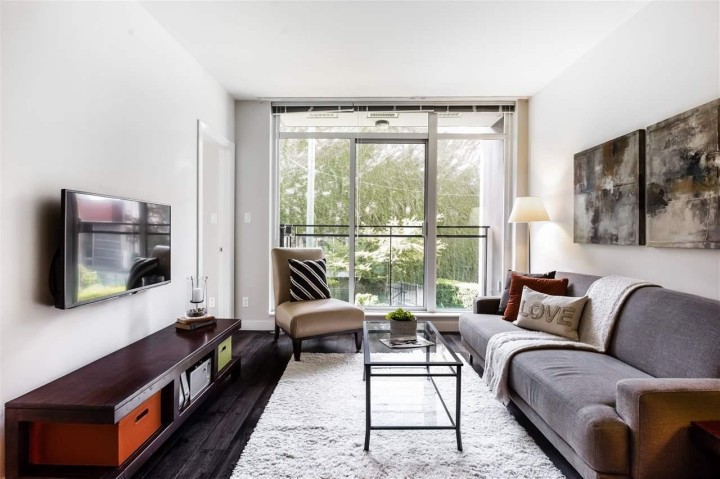 Photo 10 at 208 - 2321 Scotia Street, Mount Pleasant VE, Vancouver East