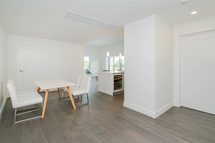 Photo 12 at 602 - 477 W 59th Avenue, South Cambie, Vancouver West