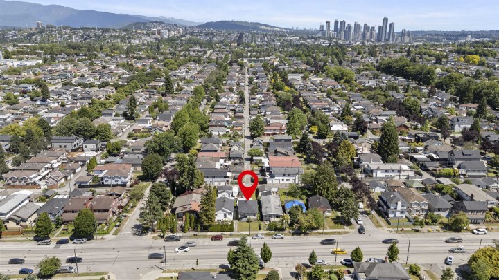 Photo 29 at 942 Nanaimo Street, Renfrew VE, Vancouver East