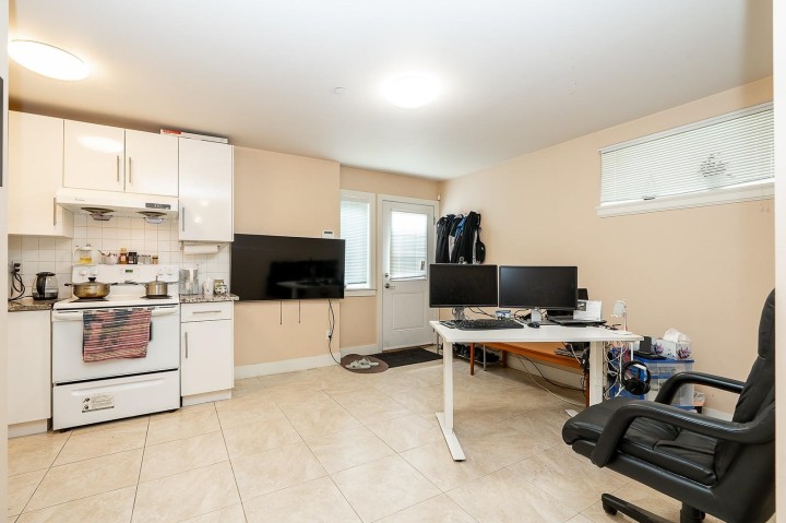 Photo 22 at 3032 E 16th Avenue, Renfrew Heights, Vancouver East