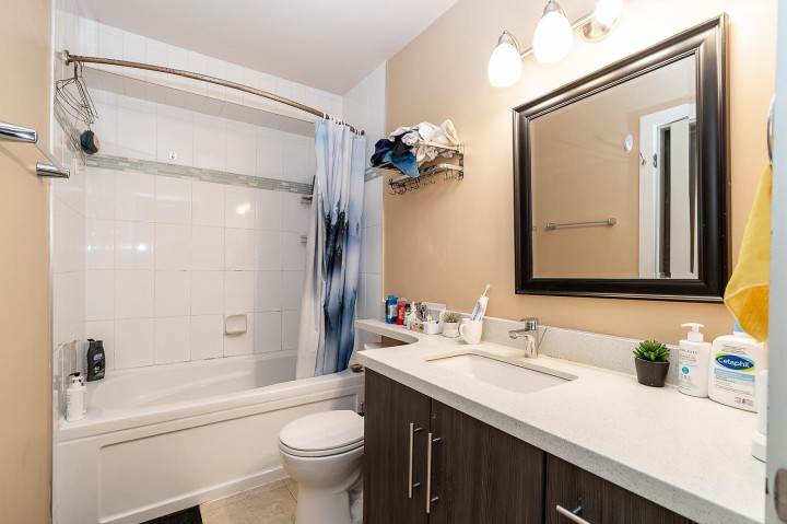 Photo 15 at 3032 E 16th Avenue, Renfrew Heights, Vancouver East
