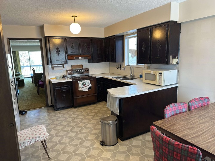 Photo 6 at 3126 E 20th Avenue, Renfrew Heights, Vancouver East