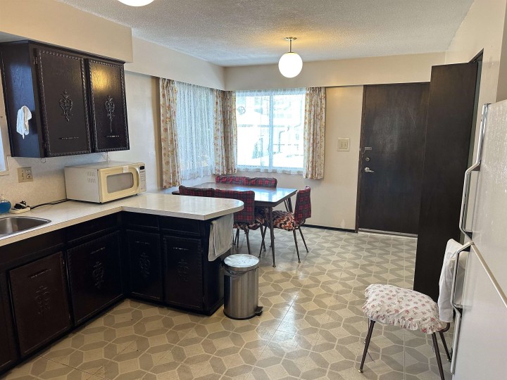 Photo 7 at 3126 E 20th Avenue, Renfrew Heights, Vancouver East