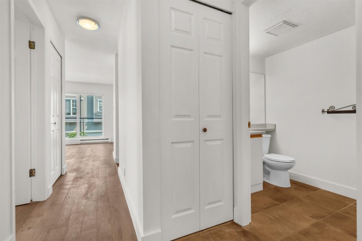 Photo 16 at 204 - 833 W 16th Avenue, Fairview VW, Vancouver West