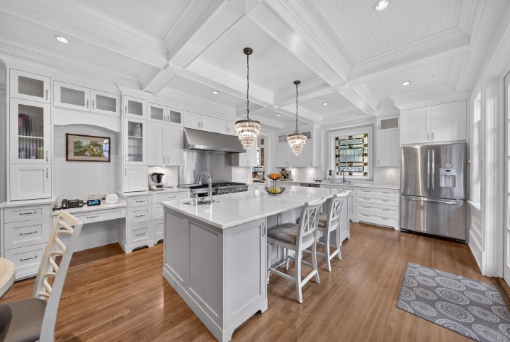 Photo 8 at 2937 W 45th Avenue, Kerrisdale, Vancouver West