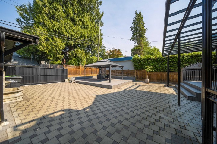 Photo 25 at 2937 W 45th Avenue, Kerrisdale, Vancouver West