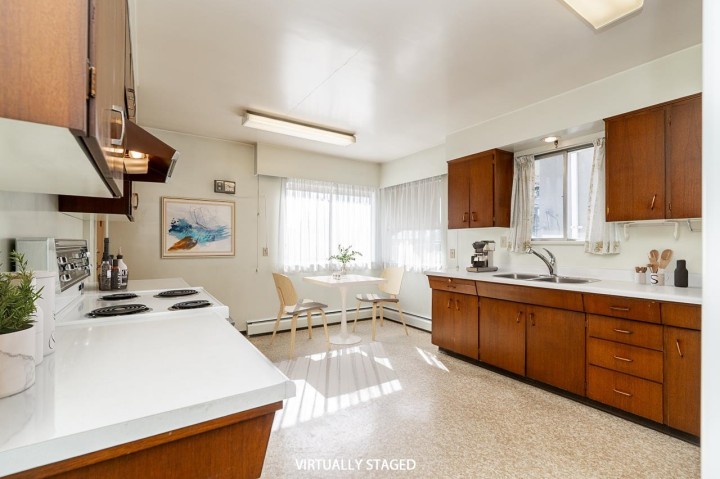 Photo 8 at 6216 Prince Albert Street, Fraser VE, Vancouver East