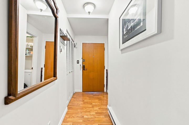 Photo 8 at 104 - 2181 Panorama Drive, Deep Cove, North Vancouver
