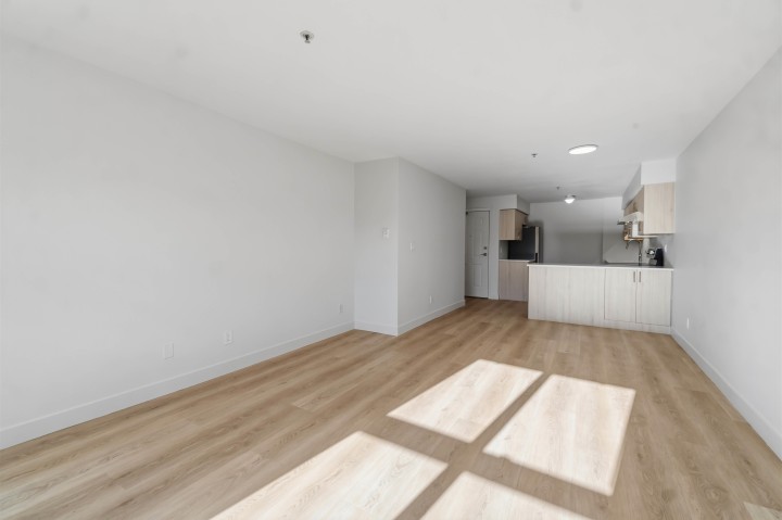 Photo 15 at 306 - 2928 Commercial Drive, Grandview Woodland, Vancouver East