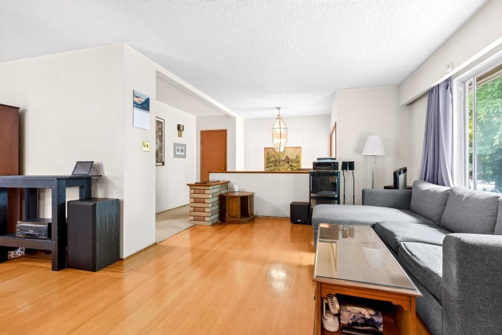 Photo 10 at 2175 Waverley Avenue, Killarney VE, Vancouver East