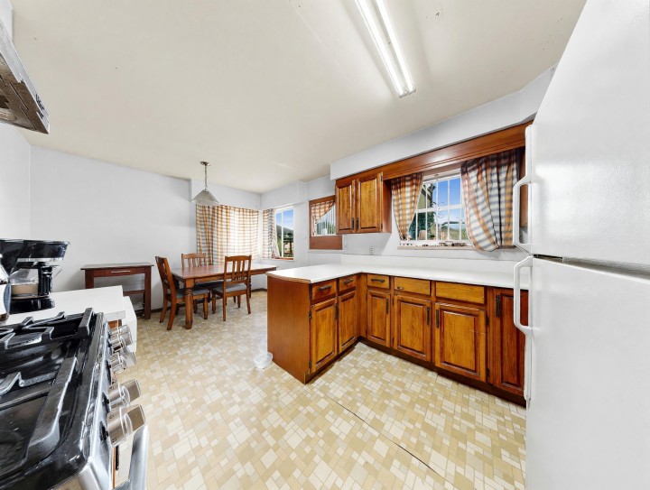 Photo 13 at 6987 Balmoral Street, Killarney VE, Vancouver East