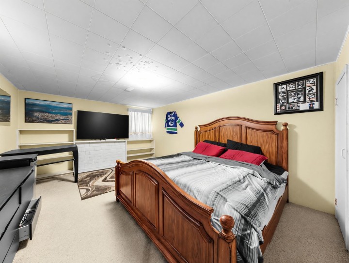 Photo 26 at 6987 Balmoral Street, Killarney VE, Vancouver East
