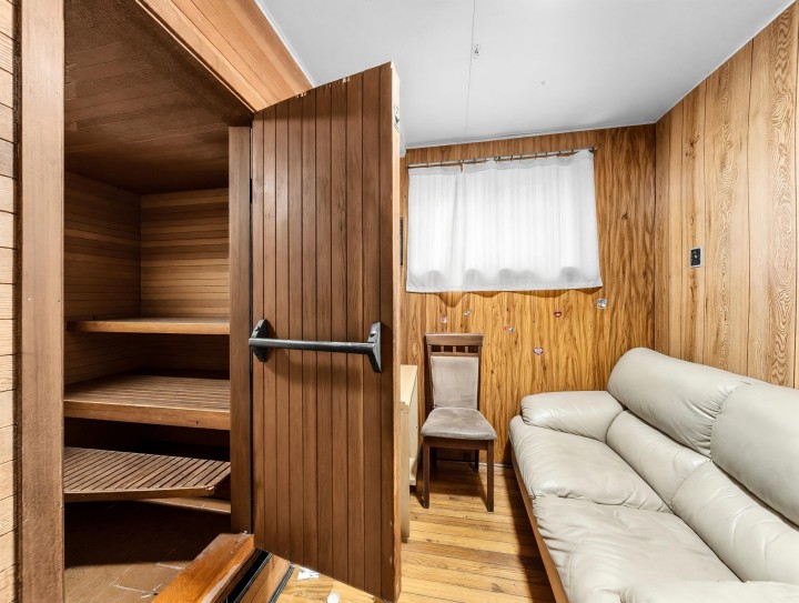 Photo 24 at 6987 Balmoral Street, Killarney VE, Vancouver East