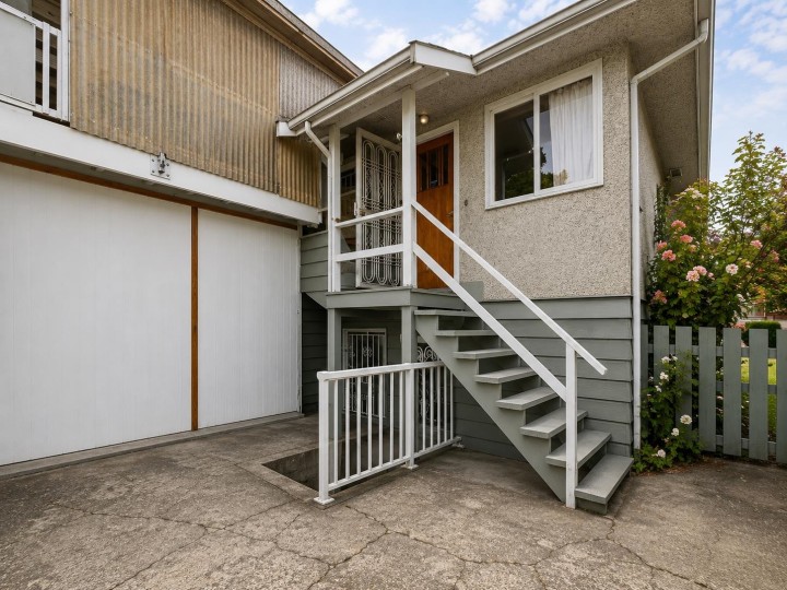 Photo 37 at 6987 Balmoral Street, Killarney VE, Vancouver East