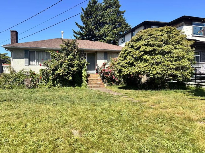 Photo 35 at 6987 Balmoral Street, Killarney VE, Vancouver East