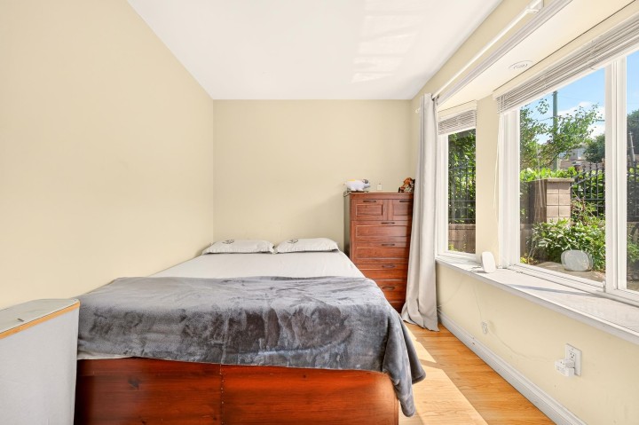 Photo 18 at 5009 Payne Street, Collingwood VE, Vancouver East