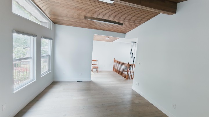 Photo 3 at 5863 Joyce Street, Killarney VE, Vancouver East