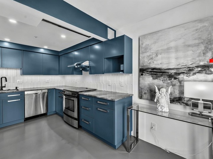 Photo 14 at 15C - 199 Drake Street, Yaletown, Vancouver West