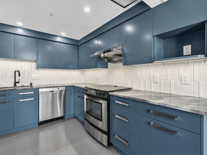 Photo 15 at 15C - 199 Drake Street, Yaletown, Vancouver West