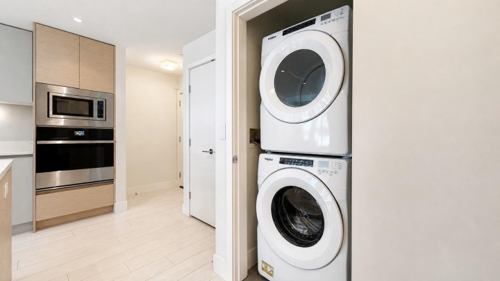 Photo 9 at 405 - 3538 Sawmill Crescent, South Marine, Vancouver East