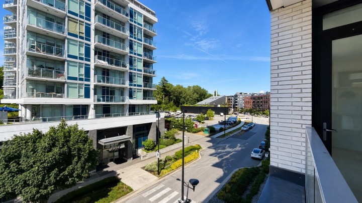 Photo 11 at 405 - 3538 Sawmill Crescent, South Marine, Vancouver East