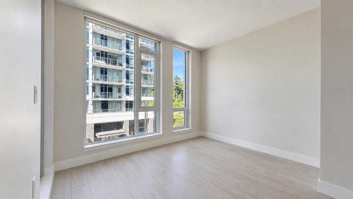 Photo 8 at 405 - 3538 Sawmill Crescent, South Marine, Vancouver East
