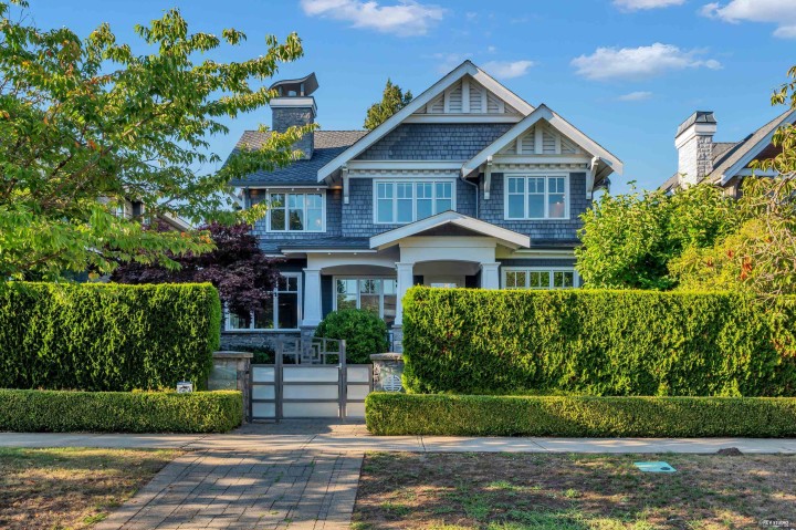 Photo 1 at 4055 W 39th Avenue, Dunbar, Vancouver West