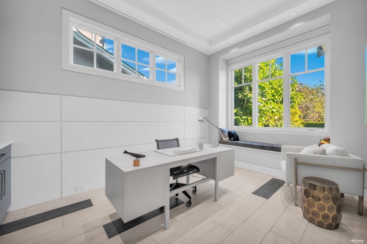 Photo 11 at 4055 W 39th Avenue, Dunbar, Vancouver West