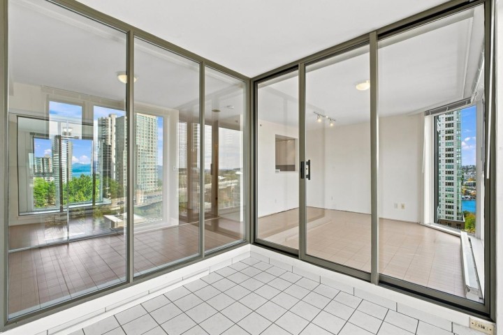 Photo 16 at 1007 - 888 Pacific Street, Yaletown, Vancouver West